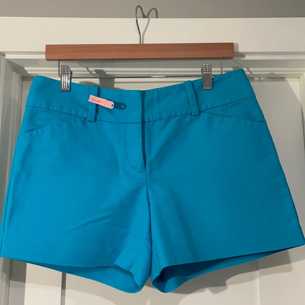 Ann Taylor Shorts Size 6